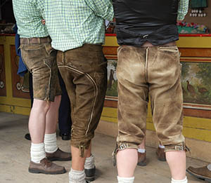 Herren Lederhosen für die Wiesn