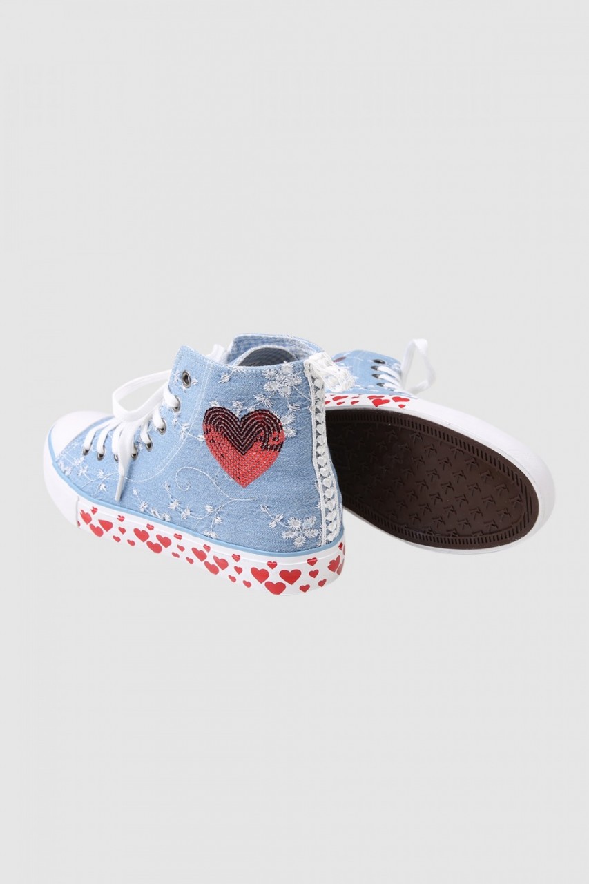 Bavarian sneakers heartbeat