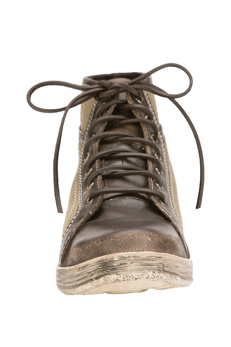 Voorvertoning: Traditionele schoen Cuno